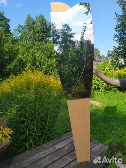 Зеркало настенное