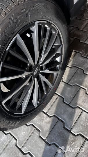 Калёса Chery r18