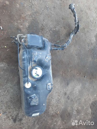 Бензобак Chevrolet spark m200