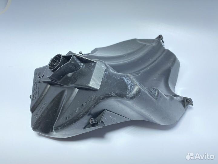 Крышка корпуса воздушного фильтра BMW E87 E90 E84