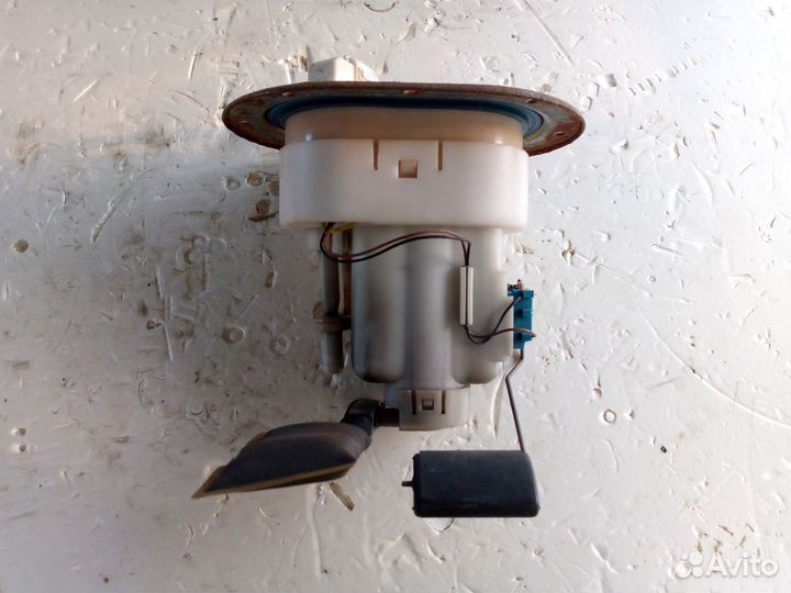 Топливный насос Hyundai Tucson JM 2.0