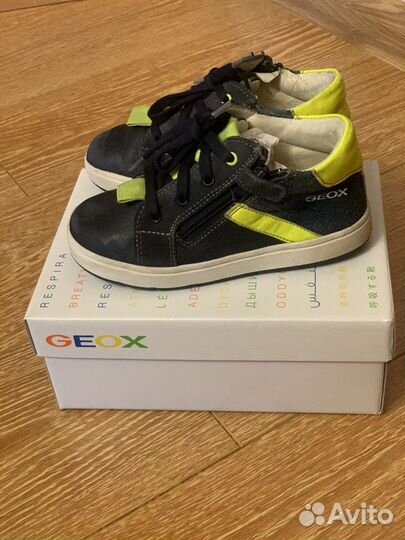 Кроссовки Geox 26