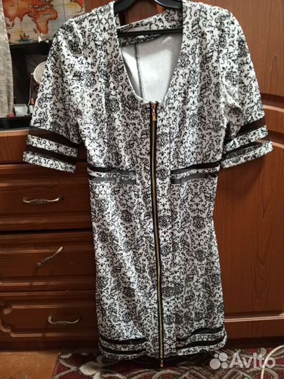 Продам платье