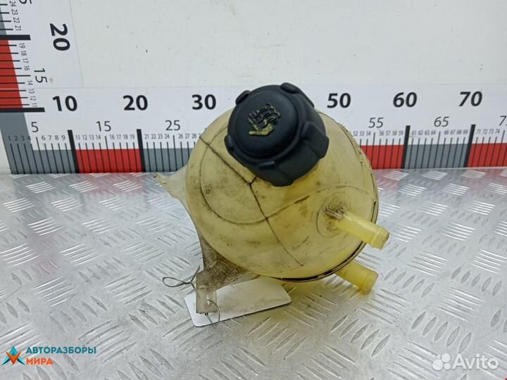 Бачок расширительный Renault Megane рест. 2001