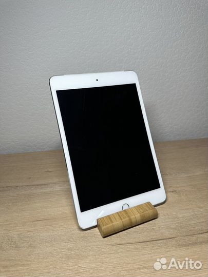iPad mini 4 cellular 64gb