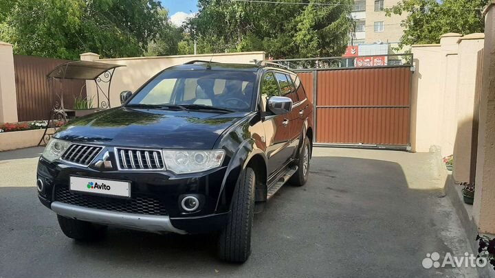 Mitsubishi Pajero Sport 2.5 AT, 2013, 240 000 км
