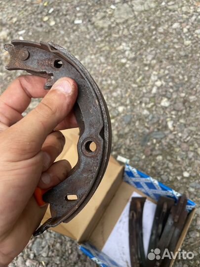 Колодки ручника киа церато 2009-2013