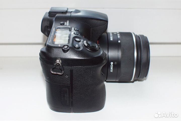 Зеркальный фотоаппарат Sony A77V (пробег 14000)