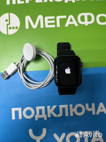 Умные часы Apple Watch Series 5 44 мм