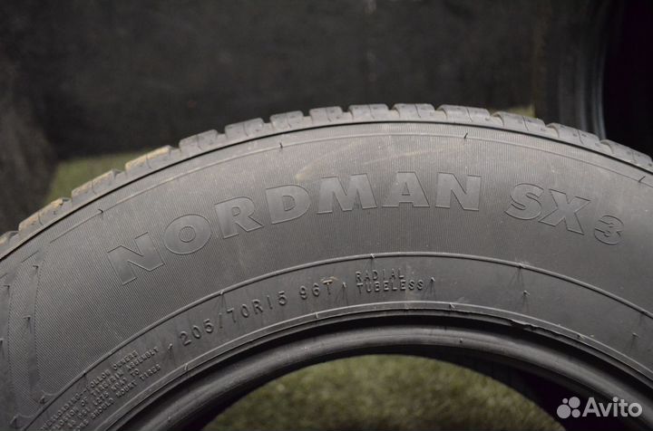 Ikon Tyres Nordman SX3 205/70 R15 96T