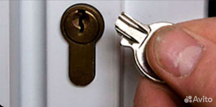 Вскрытие замков дверей автомобилей сейфов