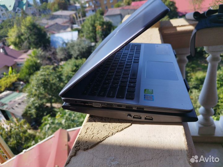 Ноутбук asus vivobook