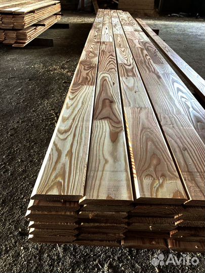 Качественное строительство с досками из лиственниц