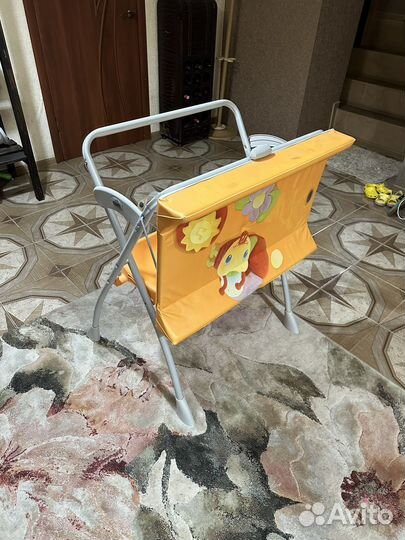 Ванночка с подставкой и пеленальным столиком CAM