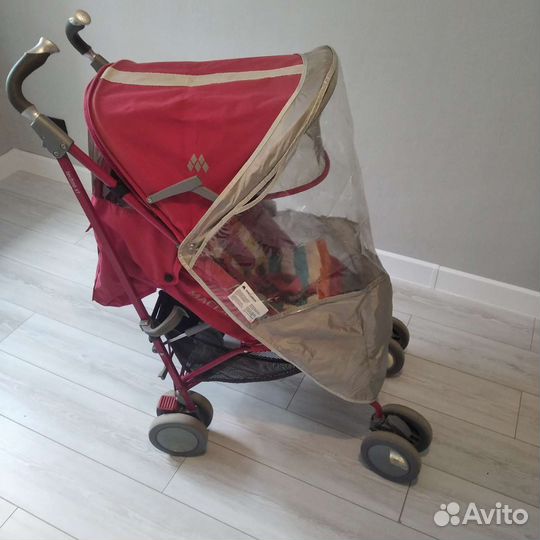 Прогулочная коляска трость maclaren