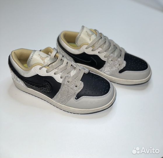 Кроссовки nike air jordan женские