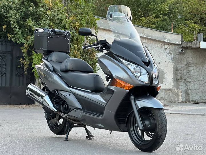 Honda Silver Wing 600