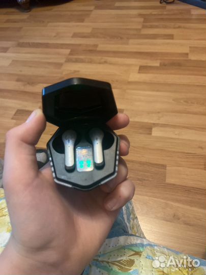 Беспроводные наушники