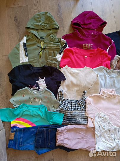 Одежда для девочки 8-9 лет (23 шт)