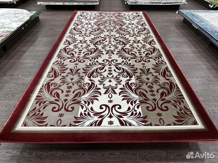 Ковер 2х4 классический, красный