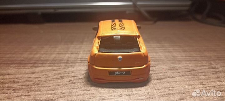 Fiat grande punto welly 1/43