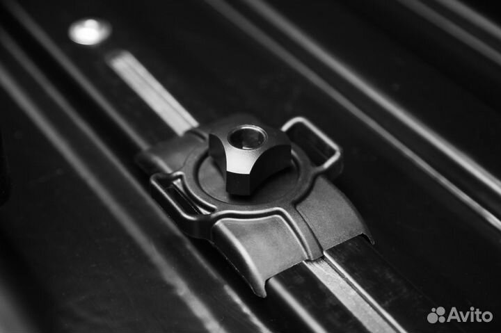 Бокс LUX Tavr 175 белый глянец 1750х850х400