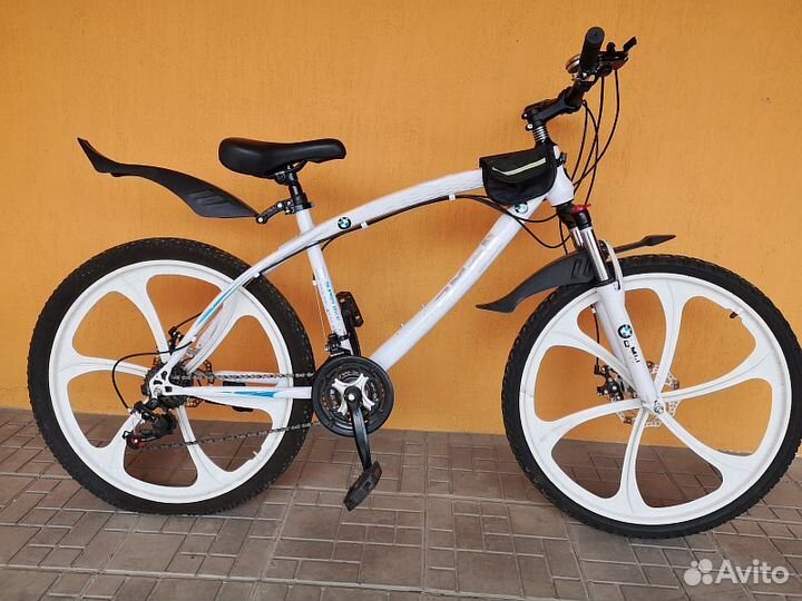 Велосипед BMW Superbike