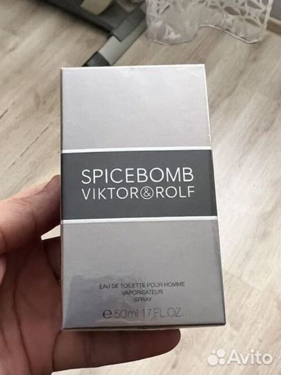 Новая туалетная вода viktor & rolf Spicebomb 50ml