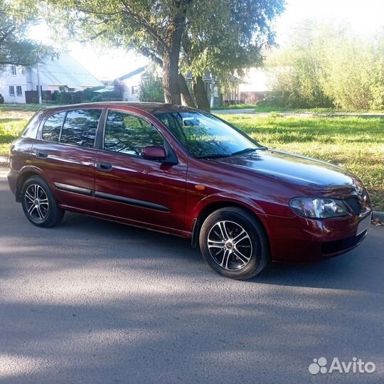 Nissan Almera 1.5 МТ, 2004, 240 000 км