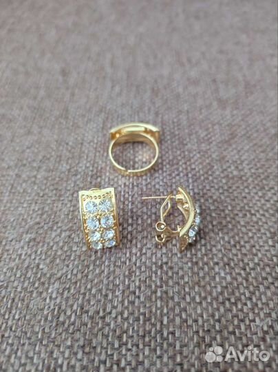 Комплект бижутерии