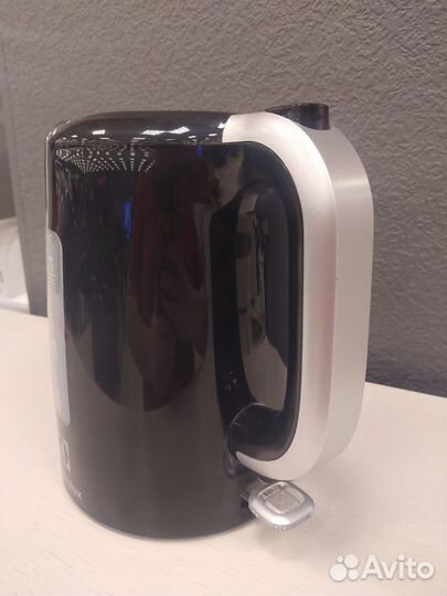 Чайник Electrolux