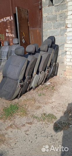 Сиденья renault logan рено логан
