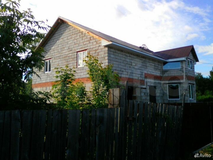 Коттедж 242 м² на участке 6,6 сот.