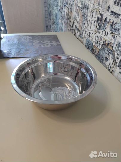 Набор столовой посуды из жести новый