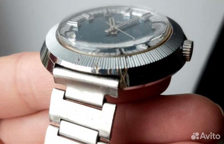 Часы наручные механические Ракета
