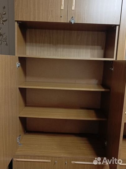 Стенка в гостиную бу