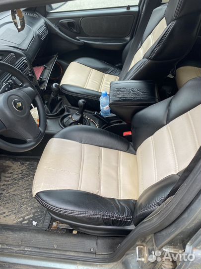 Чехлы на сидения chevrolet niva