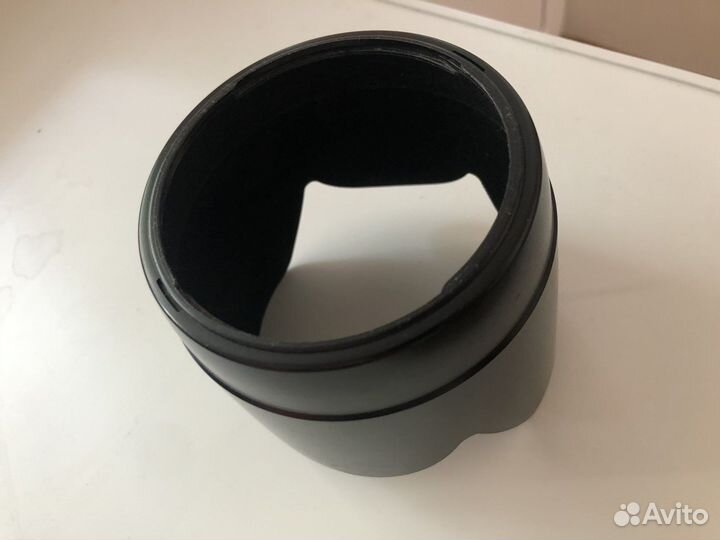 Бленда Canon ET-83 II