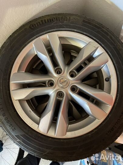 Continental ContiCrossContact LX2 215/60 R17