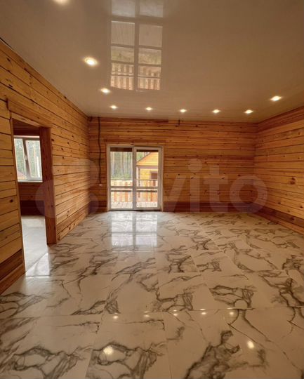 Дом 145 м² на участке 7 сот.