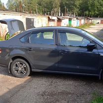 Volkswagen Polo 1.6 MT, 2013, 96 000 км, с пробегом, цена 1 000 000 руб.