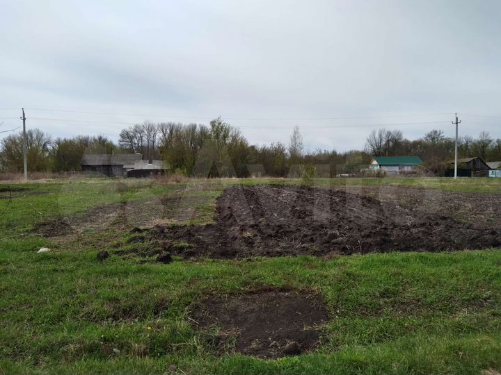 Дом 50 м² на участке 88 сот.