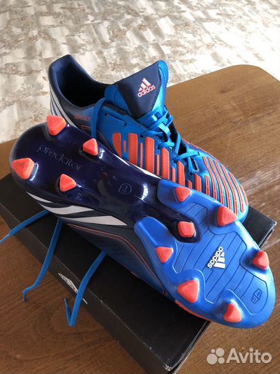 Бутсы adidas predator