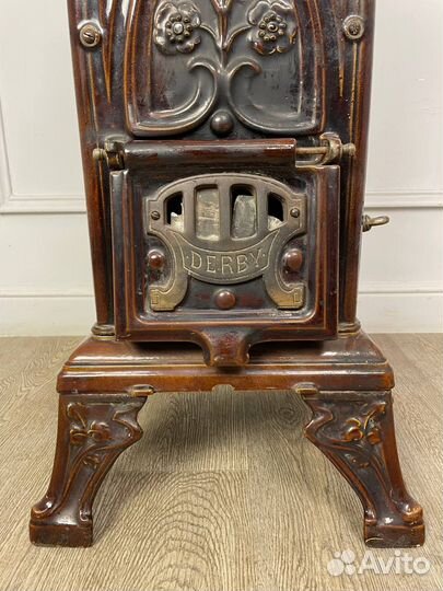 Антикварная печь Ар-Нуво