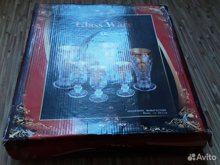 Набор бокалов и рюмки
