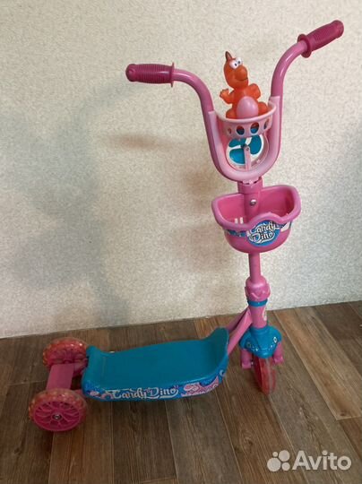 Самокат детский трехколесный