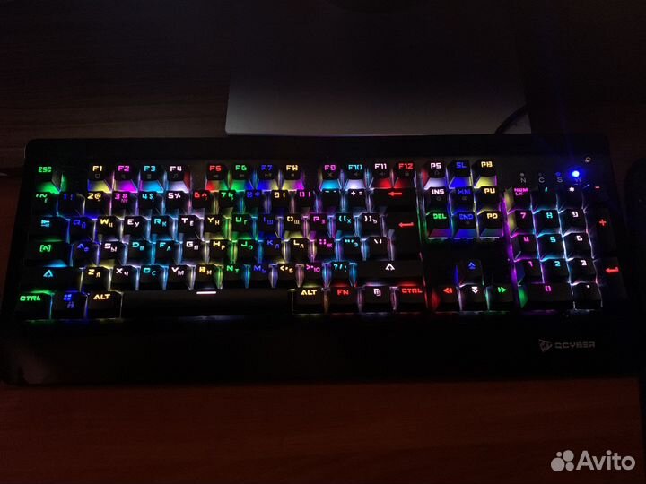 Игровая клавиатура qcyber