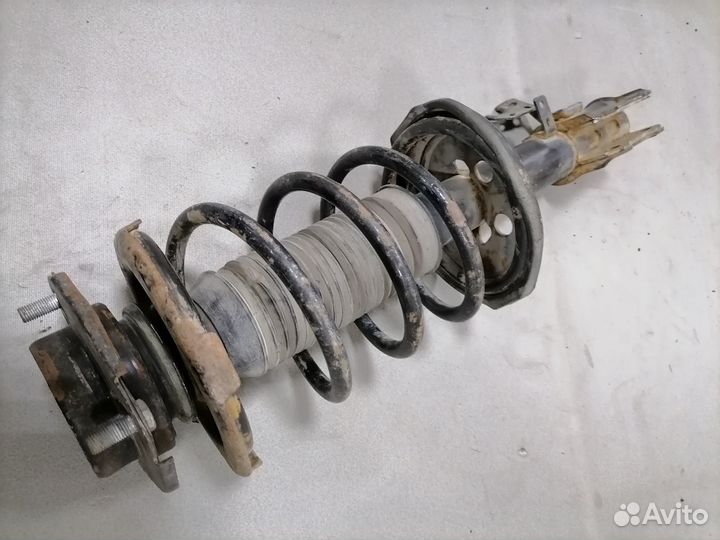 Амортизатор передний правый Toyota Corona ST190 4S