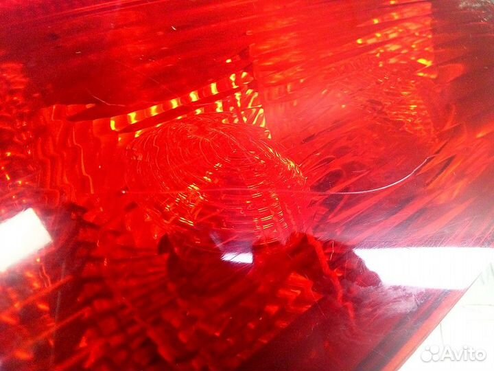 Фонарь крышки багажника правый Audi A4 B6 2006