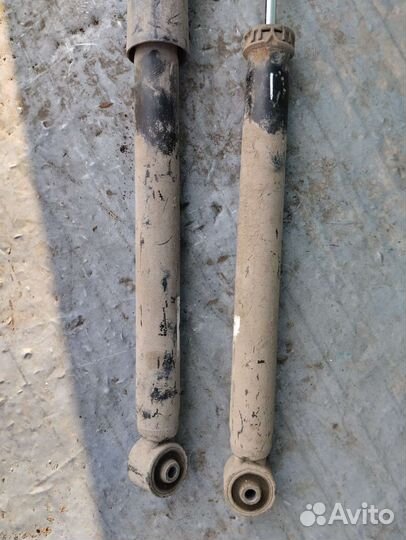 Амортизатор задний Фольксваген Поло Шкода Рапид